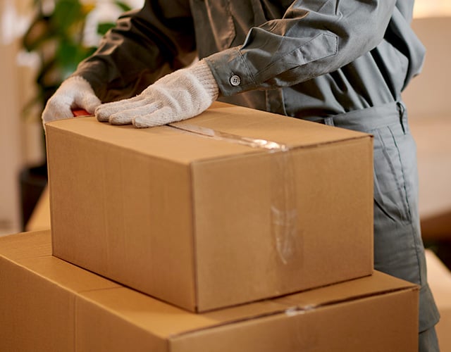 P2N-home-packout-service-staff-1-1